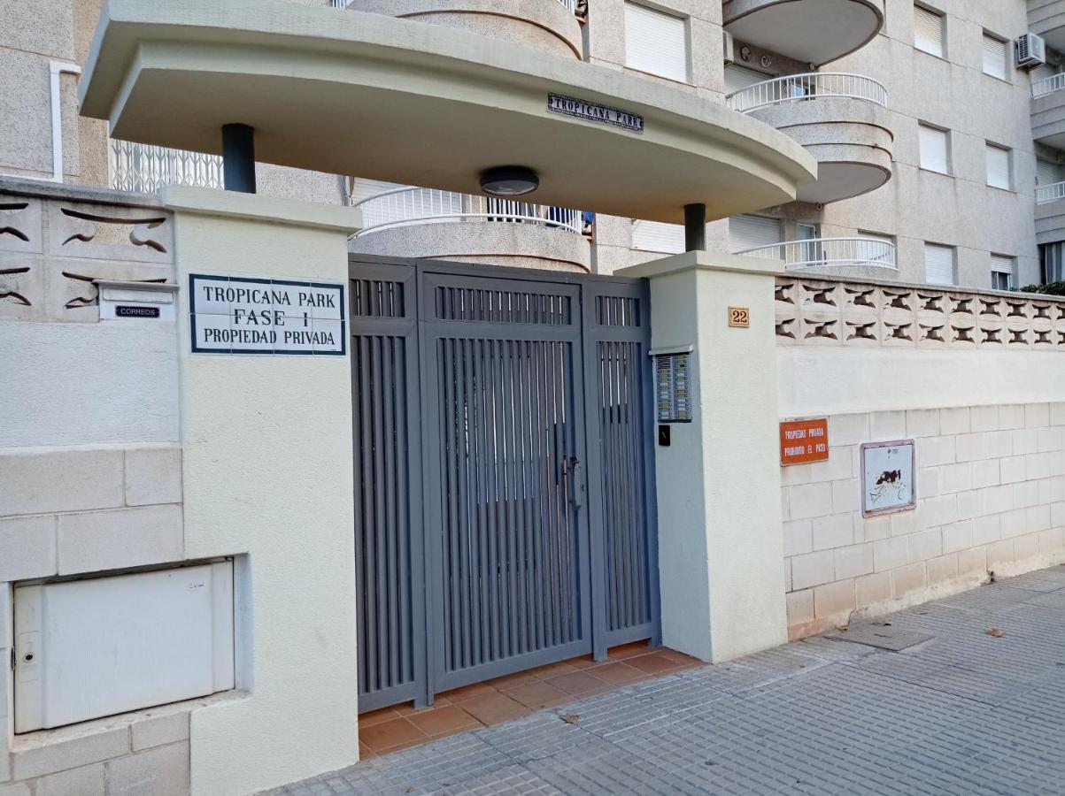Tropicana Park Solo Familias Serviplaya Gandía Exteriér fotografie